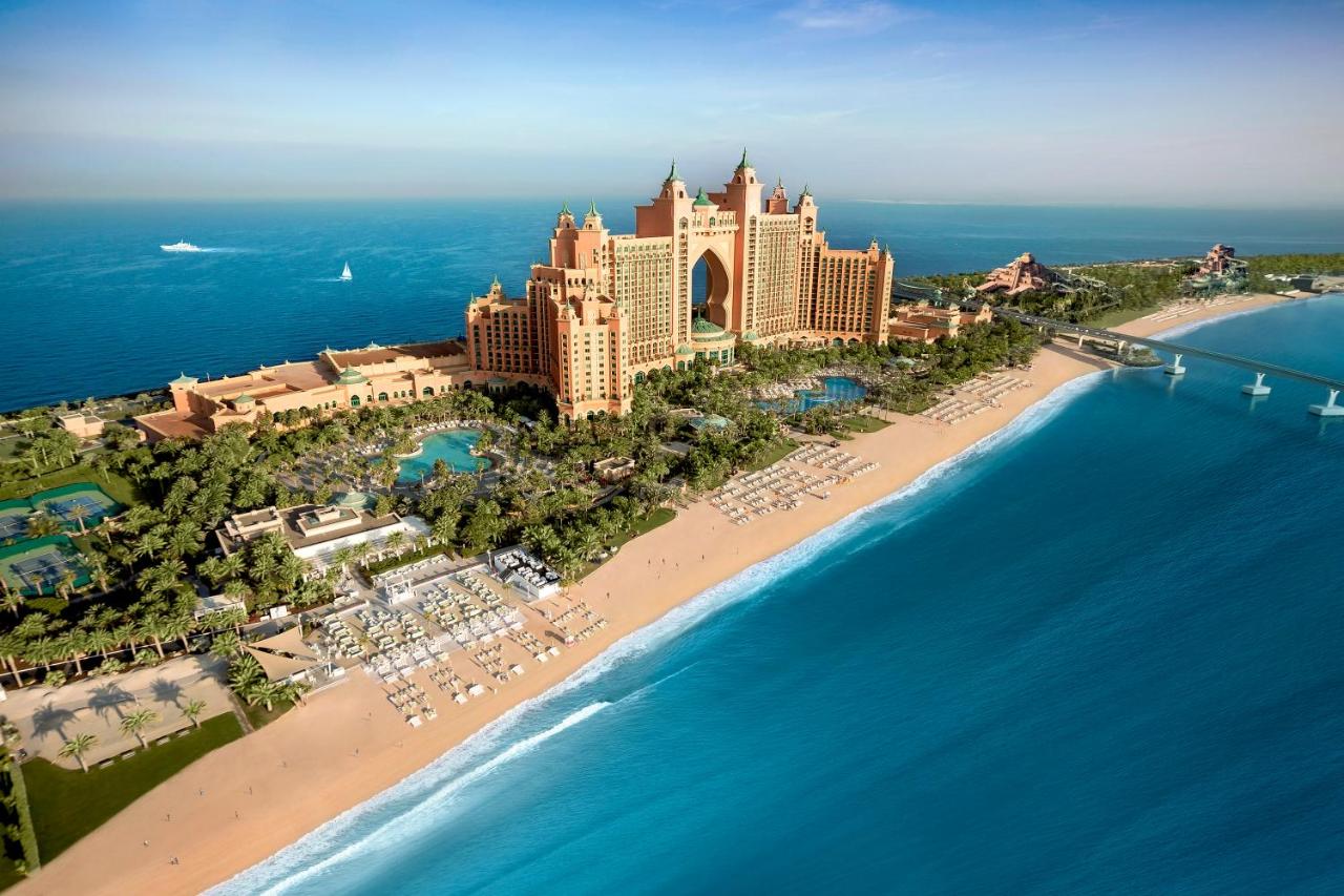 10 Best Sea View Hotels in Dubai: The Perfect Retreat for Business Tourists